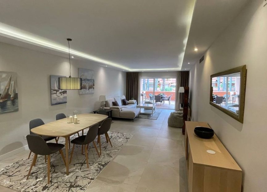 Reventa - Ground floor apartment - Marbella - Puerto Banús