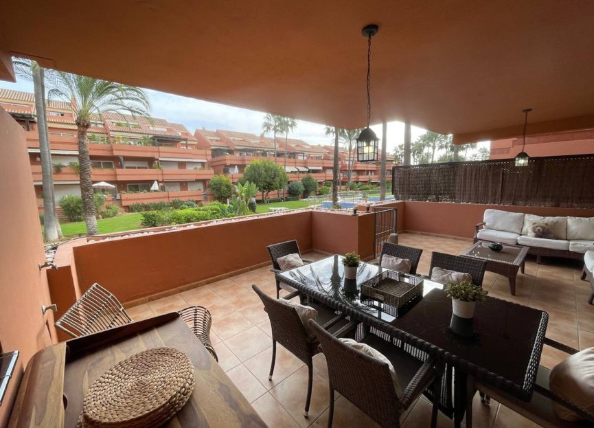Reventa - Ground floor apartment - Marbella - Puerto Banús