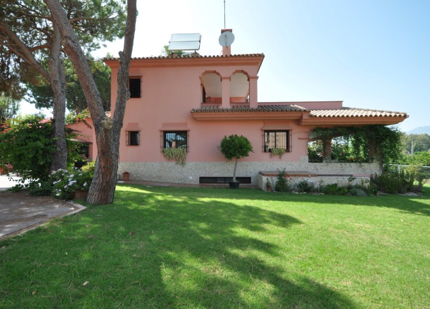 Resale - House - Detached Villa - Casares - Casares Playa