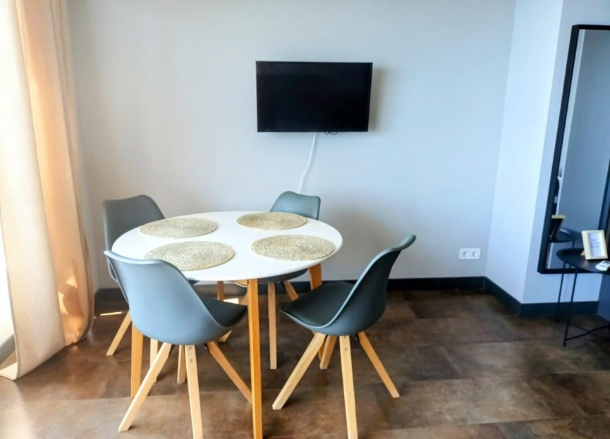 Resale - Apartment - Middle Floor Apartment - Benalmádena - Benalmadena Costa