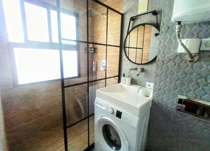 Resale - Apartment - Middle Floor Apartment - Benalmádena - Benalmadena Costa