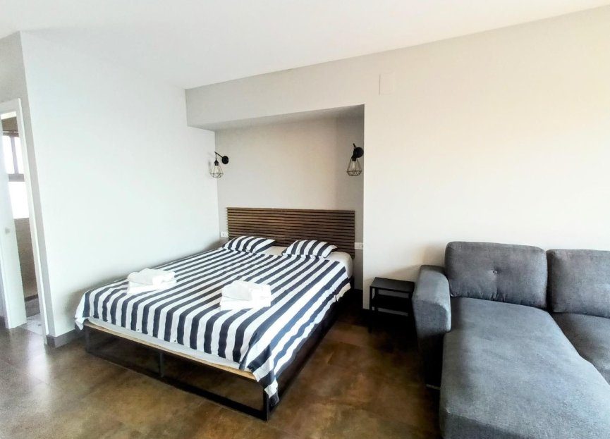 Resale - Apartment - Middle Floor Apartment - Benalmádena - Benalmadena Costa