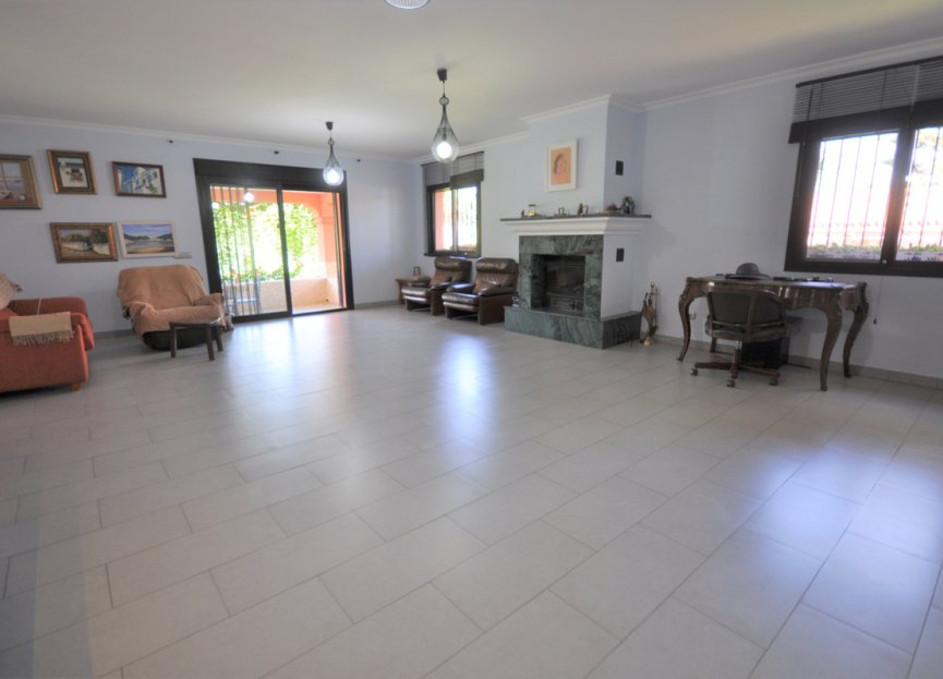 Resale - House - Detached Villa - Casares - Casares Playa