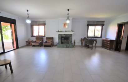 Resale - House - Detached Villa - Casares - Casares Playa