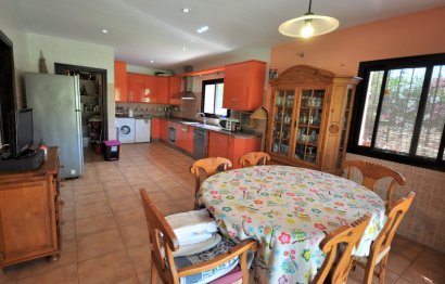 Resale - House - Detached Villa - Casares - Casares Playa