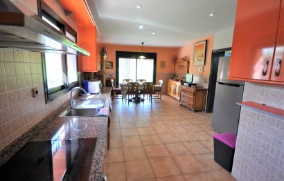 Resale - House - Detached Villa - Casares - Casares Playa