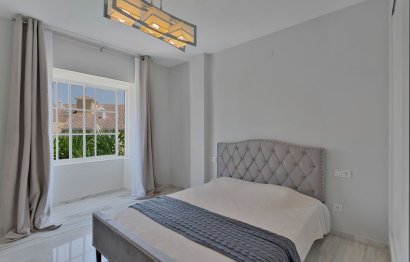Resale - Apartment - Penthouse - Estepona - Bel Air