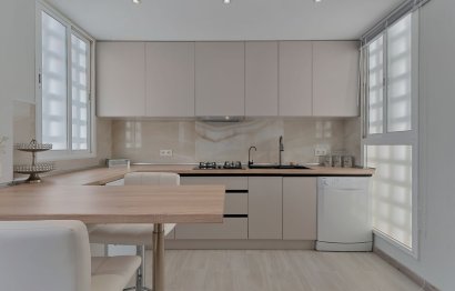 Resale - Apartment - Penthouse - Estepona - Bel Air