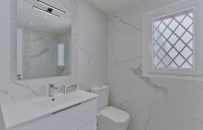 Resale - Apartment - Penthouse - Estepona - Bel Air