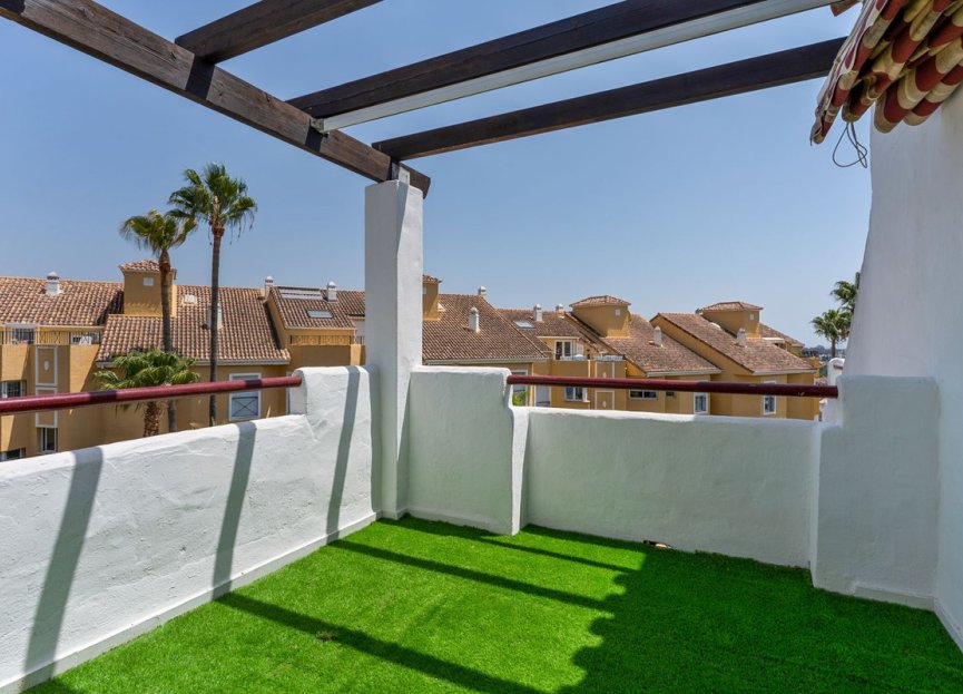 Resale - Apartment - Penthouse - Estepona - Bel Air