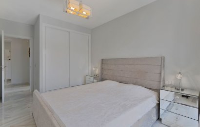 Resale - Apartment - Penthouse - Estepona - Bel Air