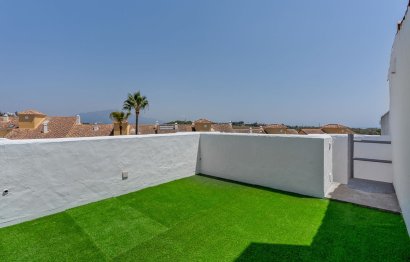 Resale - Apartment - Penthouse - Estepona - Bel Air