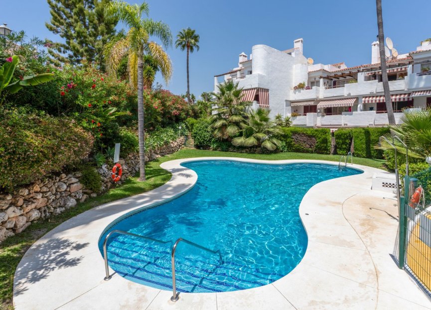 Resale - Apartment - Penthouse - Estepona - Bel Air