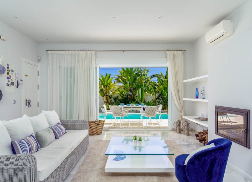 Resale - House - Detached Villa - Marbella - Marbesa