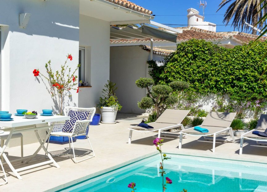 Resale - House - Detached Villa - Marbella - Marbesa