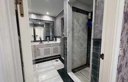 Resale - Apartment - Middle Floor Apartment - Marbella - The Golden Mile