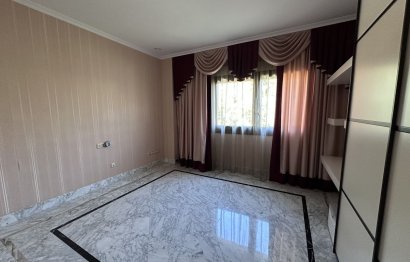 Resale - Apartment - Middle Floor Apartment - Marbella - The Golden Mile