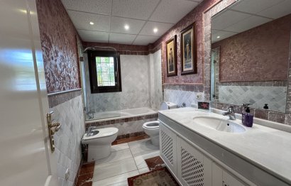 Resale - Apartment - Middle Floor Apartment - Marbella - The Golden Mile