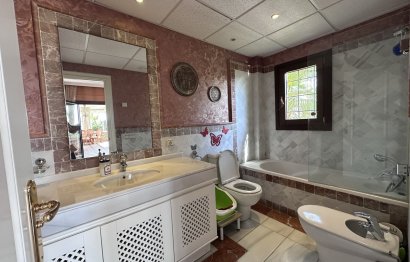 Resale - Apartment - Middle Floor Apartment - Marbella - The Golden Mile