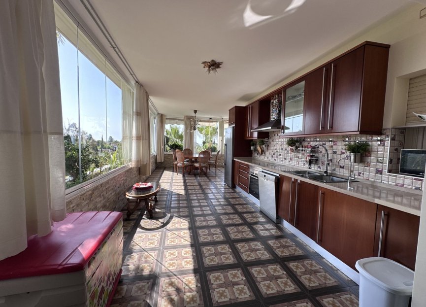 Resale - Apartment - Middle Floor Apartment - Marbella - The Golden Mile