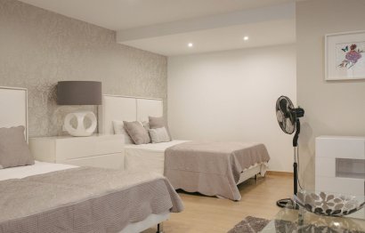 Resale - House - Detached Villa - Marbella - Marbella Centro