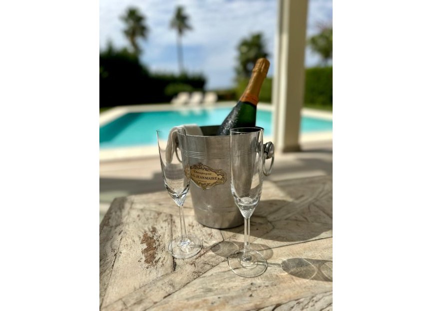 Resale - House - Detached Villa - Marbella - Marbella Centro