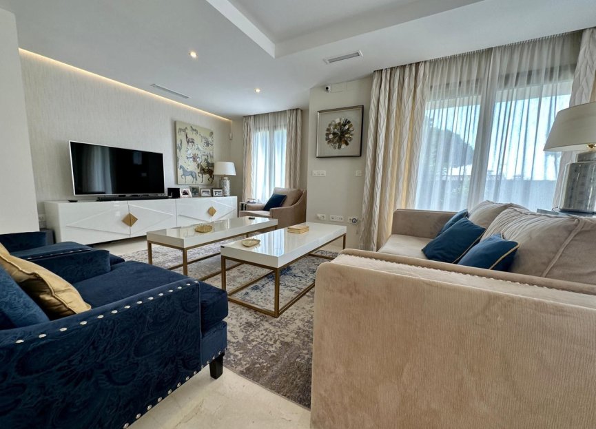 Resale - House - Detached Villa - Marbella - Marbella Centro