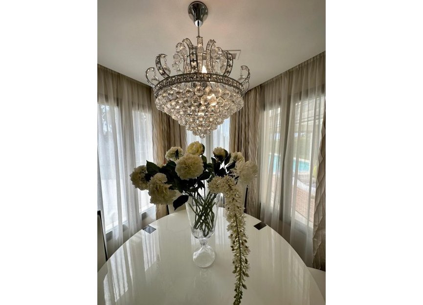 Resale - House - Detached Villa - Marbella - Marbella Centro