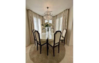 Resale - House - Detached Villa - Marbella - Marbella Centro