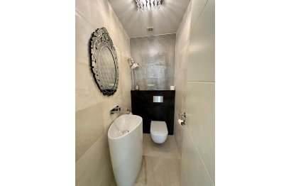 Resale - House - Detached Villa - Marbella - Marbella Centro