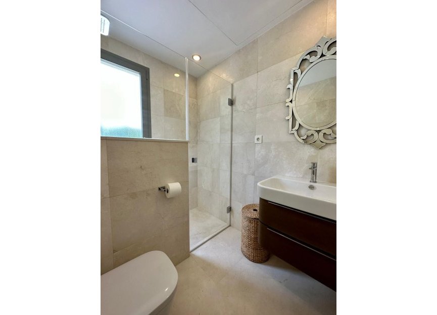 Resale - House - Detached Villa - Marbella - Marbella Centro