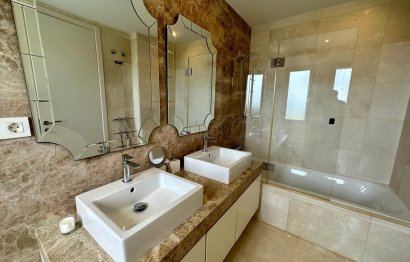 Resale - House - Detached Villa - Marbella - Marbella Centro