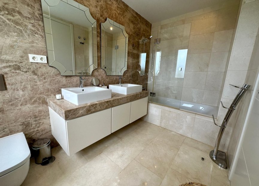 Resale - House - Detached Villa - Marbella - Marbella Centro