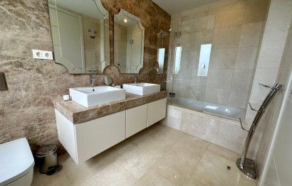 Resale - House - Detached Villa - Marbella - Marbella Centro