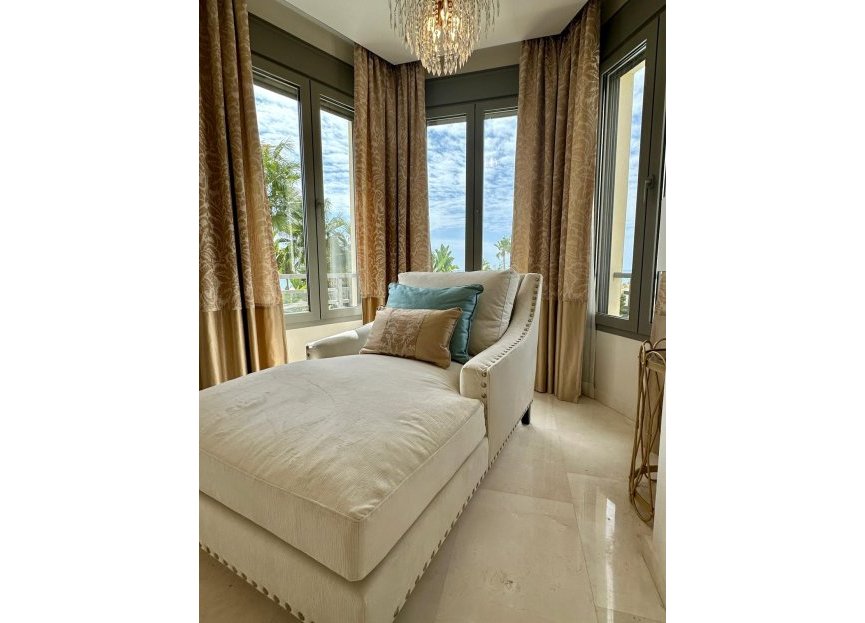 Resale - House - Detached Villa - Marbella - Marbella Centro