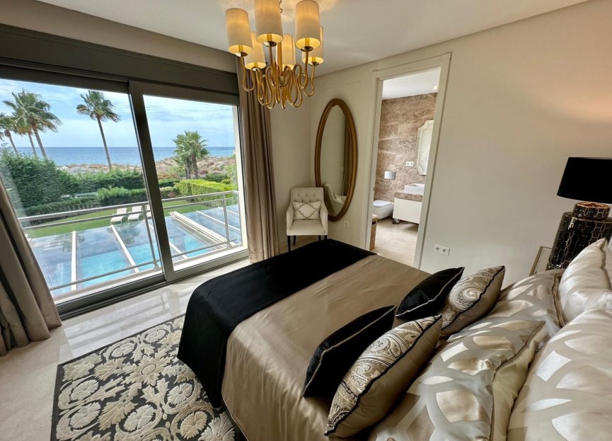 Resale - House - Detached Villa - Marbella - Marbella Centro