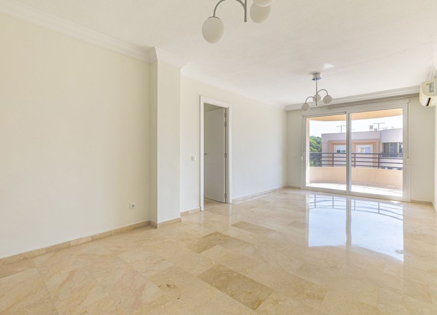 Resale - Apartment - Top Floor Apartment - Marbella - Marbella Centro