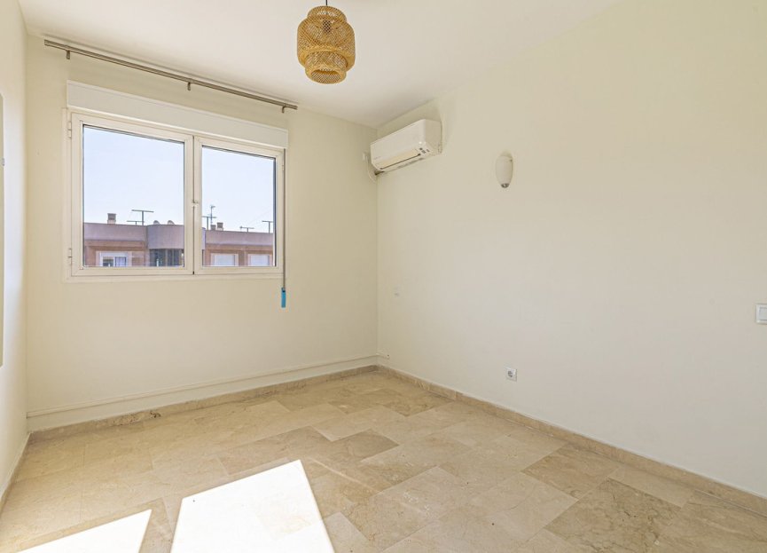Resale - Apartment - Top Floor Apartment - Marbella - Marbella Centro