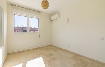 Resale - Apartment - Top Floor Apartment - Marbella - Marbella Centro