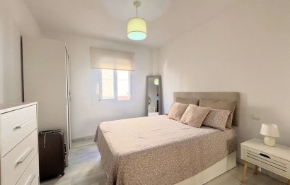 Resale - Apartment - Middle Floor Apartment - Estepona - Estepona Centro