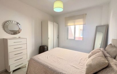 Resale - Apartment - Middle Floor Apartment - Estepona - Estepona Centro