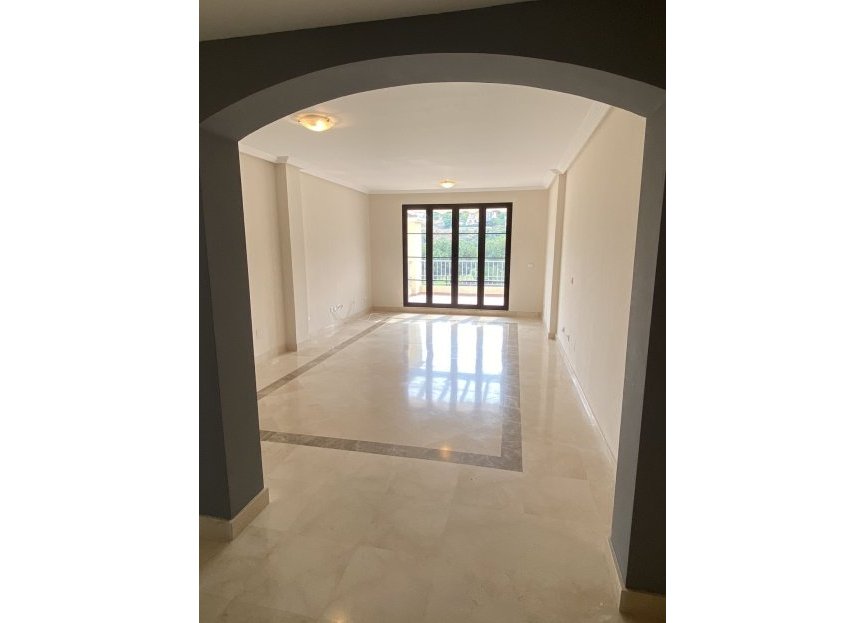 Resale - Apartment - Penthouse - Benahavís - Benahavís Centro
