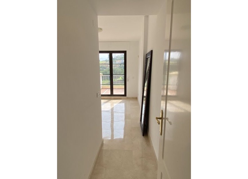 Resale - Apartment - Penthouse - Benahavís - Benahavís Centro