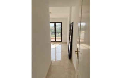 Resale - Apartment - Penthouse - Benahavís - Benahavís Centro