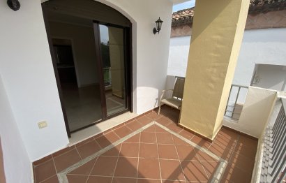 Resale - Apartment - Penthouse - Benahavís - Benahavís Centro