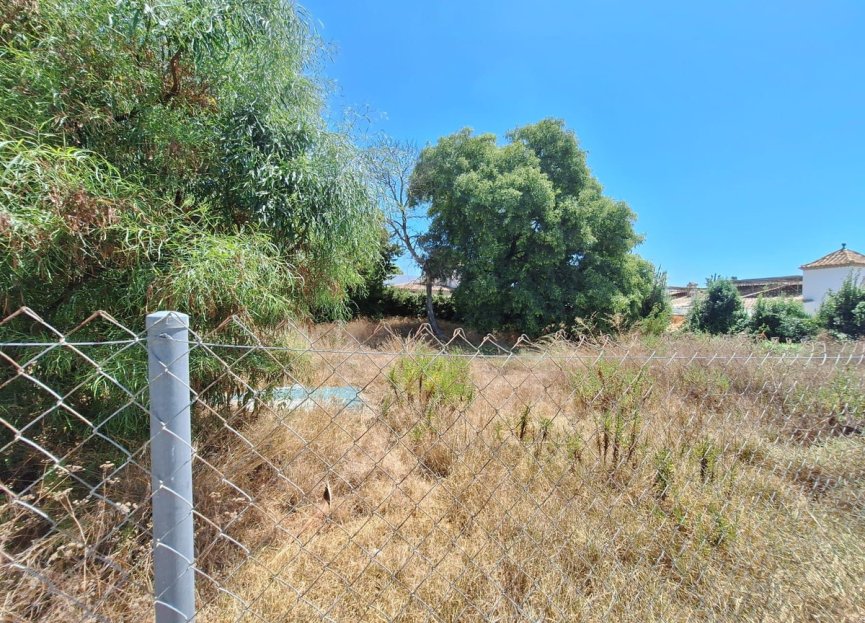 Resale - Plot - Residential Plot - Estepona - Estepona Centro