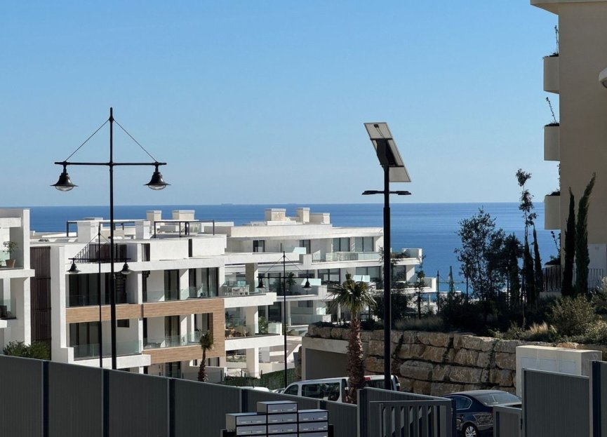 Resale - Apartment - Middle Floor Apartment - Fuengirola - Fuengirola Centro