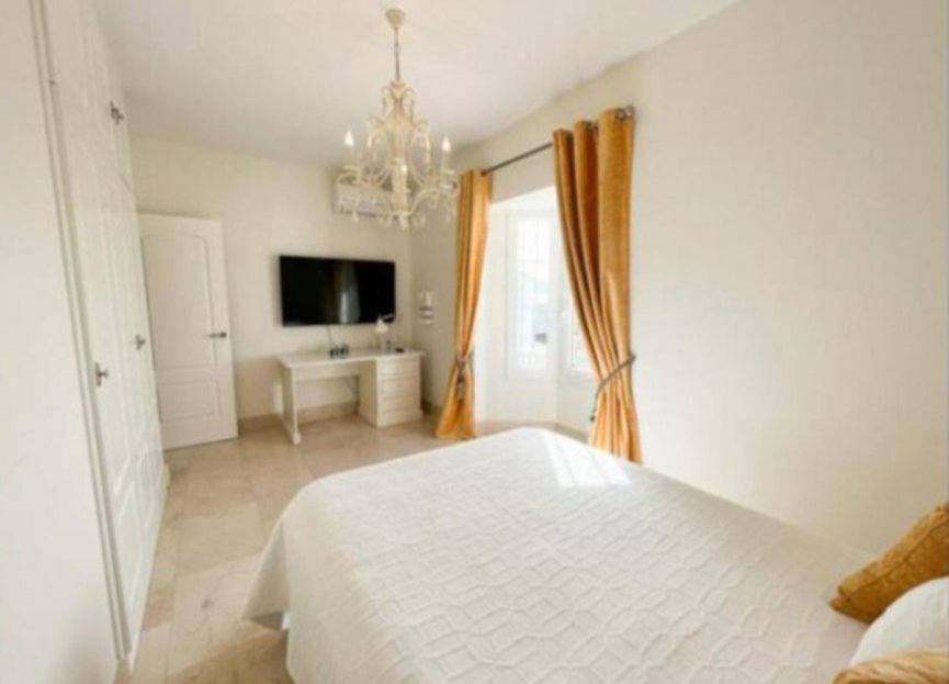 Reventa - House - Detached Villa - San Roque