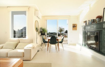 Resale - Apartment - Middle Floor Apartment - Marbella - Guadalmina Alta