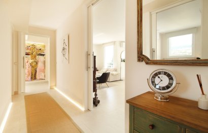 Resale - Apartment - Middle Floor Apartment - Marbella - Guadalmina Alta